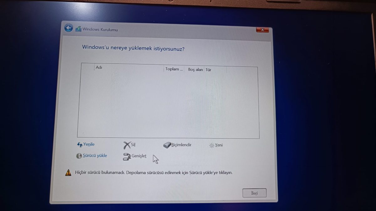 Windows Kurarken Harddiskleri Görmüyor !