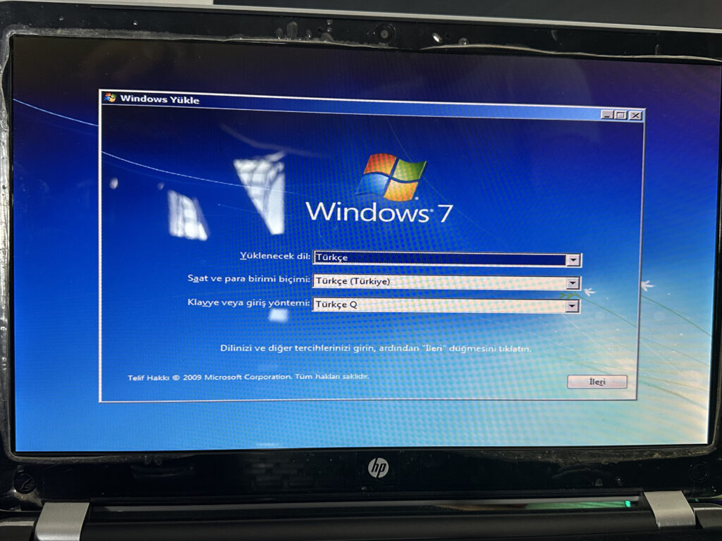 Windows 7 kurulum dil secimi